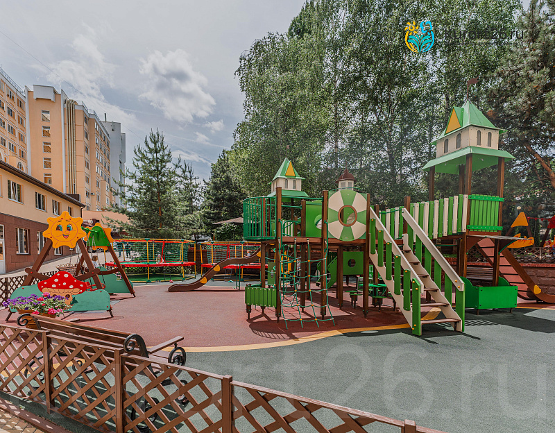 Санаторий «Солнечный» г. Кисловодск. Детская площадка